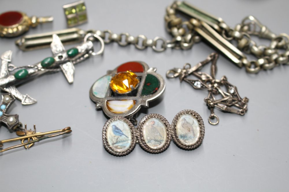 A group of 19th / 20th century jewellery, including pair of pietra dura ear clips, enamel pill box etc.